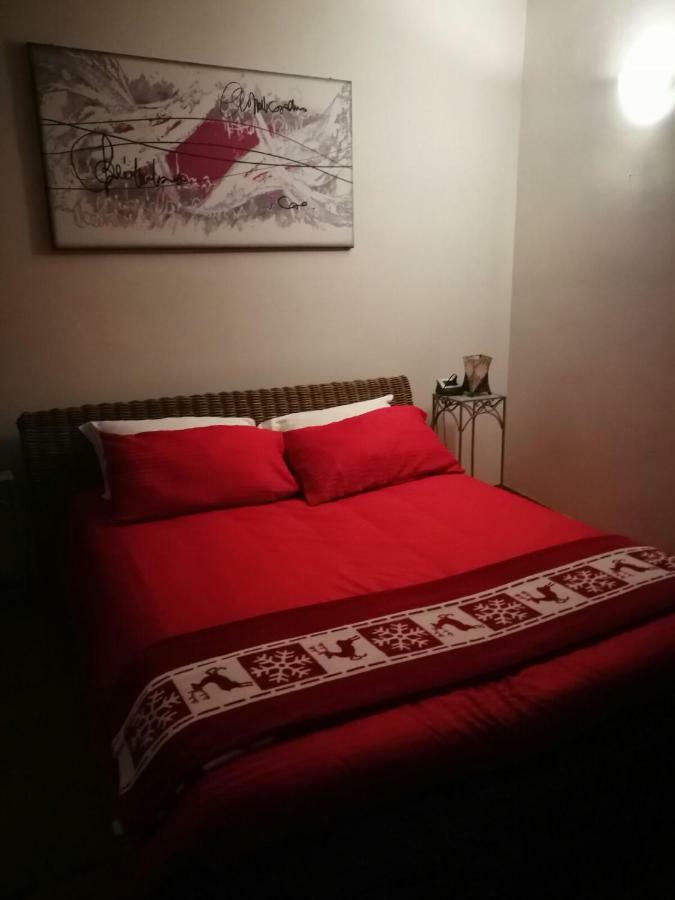 Casale Del Sole Garda Bed & Breakfast Monzambano Ngoại thất bức ảnh